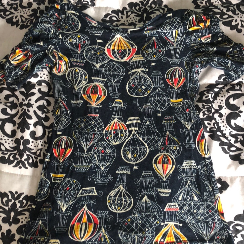 Anthropologie balloon top with gathered sleeves